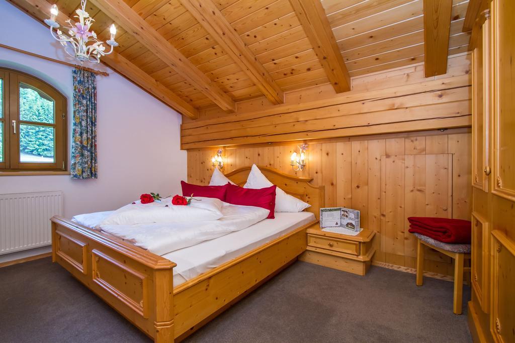Ferienhaus Niedermoser レオガング エクステリア 写真